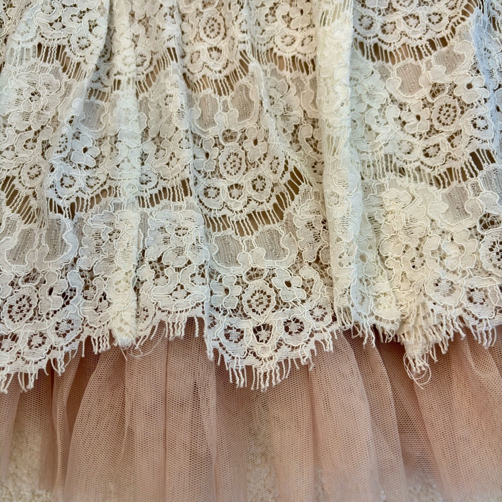 Trixxi Cream Lace Midi Dress - Picture 9 of 11